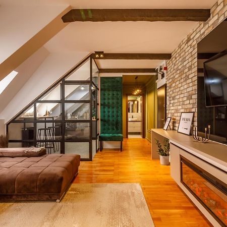Urban Oasis Apartments With Parking Bucarest Extérieur photo