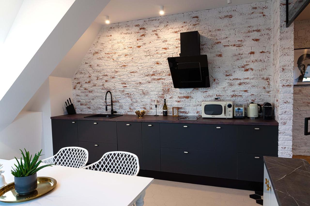Urban Oasis Apartments With Parking Bucarest Extérieur photo